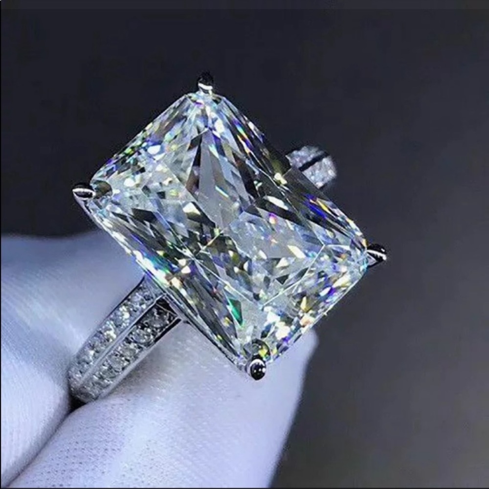 NEW 925 Silver Diamond Engagement Party Ring - Picture 3 of 5